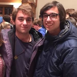 Meet your Posher, Max